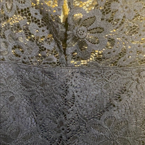 Apt. 9 Navy Blue Formal Sleeveless Lacey Blouse M - Picture 5 of 7